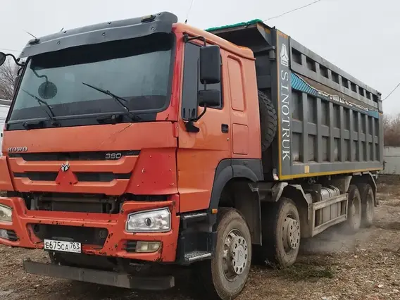 Самосвал Howo HW76 2021 года б/у фото 4