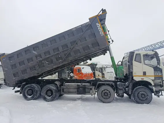 Самосвал FAW J6 2023 года б/у фото 13