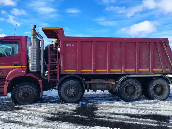 Самосвал Камаз 65801 2021 года б/у фото 4