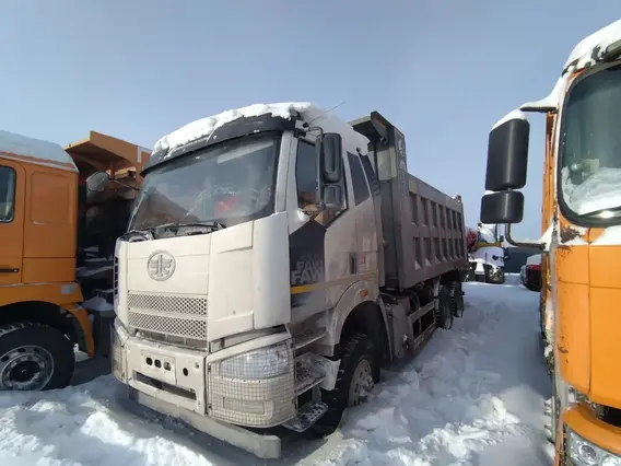 Самосвал FAW J6 2023 года б/у