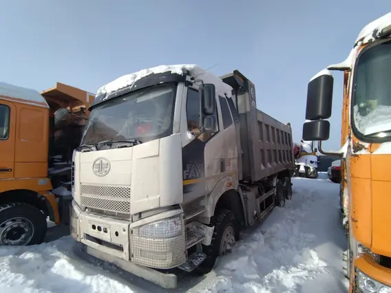 Самосвал FAW J6 2023 года б/у фото 3