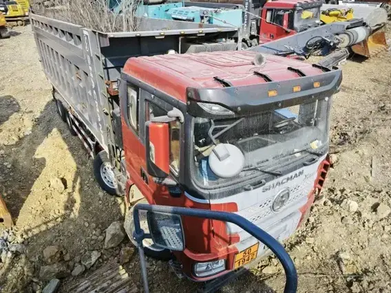Самосвал Shacman SX33186V366 2021 года б/у
