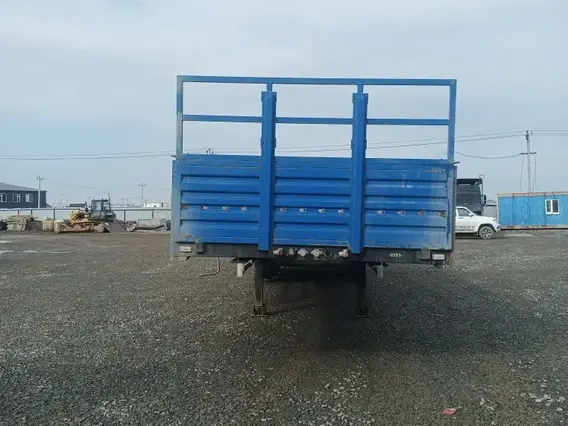 Бортовой полуприцеп ТЗА 588513 2024 года б/у фото 3