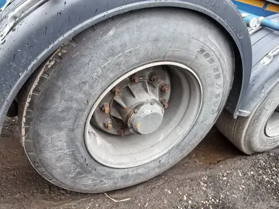Полуприцеп-контейнеровоз ЧМЗАП 99903-015 2023 года б/у фото 6