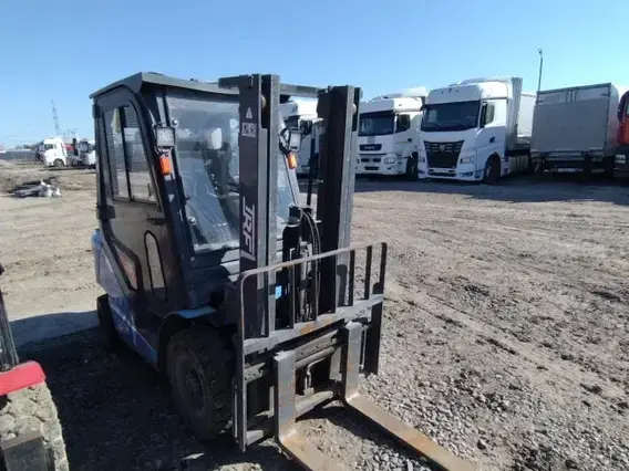 Вилочный погрузчик TRF D25-3X 2023 года б/у