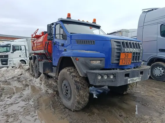 Бензовоз Урал Next  5557 2021 года б/у