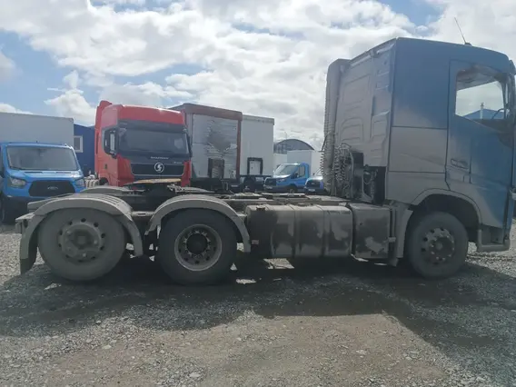 Седельный тягач Volvo FH 2017 года б/у фото 8