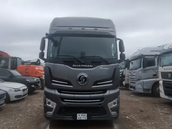 Седельный тягач Shacman SX4188YY381 2023 года б/у фото 2