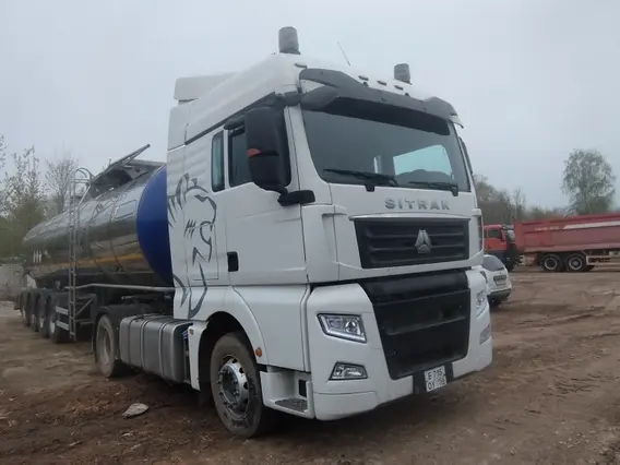Седельный тягач SITRAK c7h 2023 года б/у