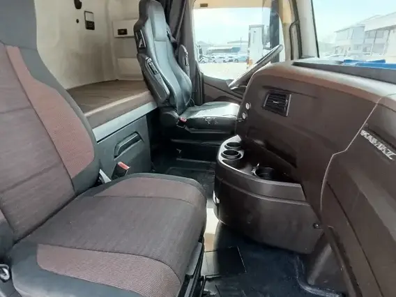 Седельный тягач Камаз 54901 2021 года б/у фото 11