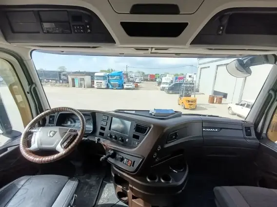 Седельный тягач Камаз 54901 2021 года б/у фото 9