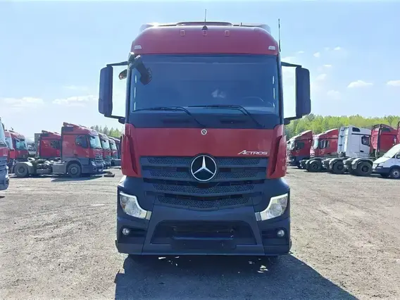 Седельный тягач Mercedes-Benz Actros 2022 года б/у фото 2