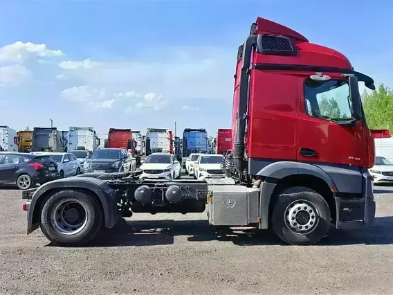 Седельный тягач Mercedes-Benz Actros 2022 года б/у фото 8