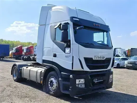 Седельный тягач IVECO Stralis 2021 года б/у