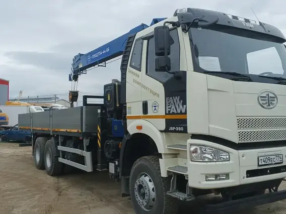 Бортовой с КМУ FAW J6 2024 года б/у фото 8
