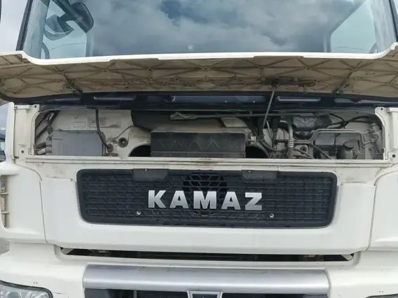 Седельный тягач Камаз 65206 2020 года б/у фото 13