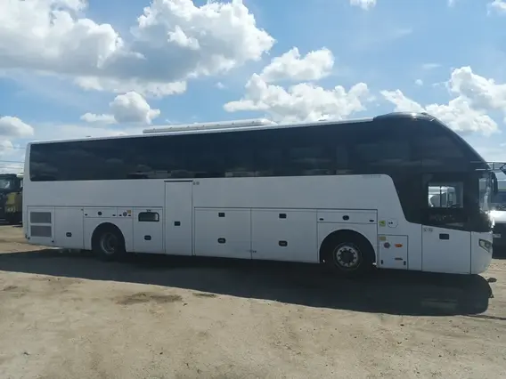 Междугородний автобус ZHONGTONG LCK6127H 2023 года б/у фото 9