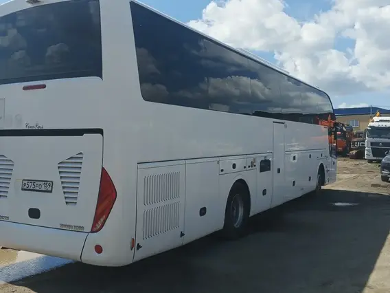 Междугородний автобус ZHONGTONG LCK6127H 2023 года б/у фото 8
