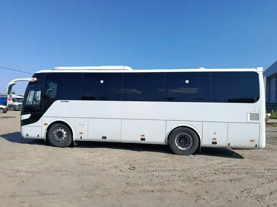Междугородний автобус Yutong ZK6938HB9 2023 года б/у фото 4