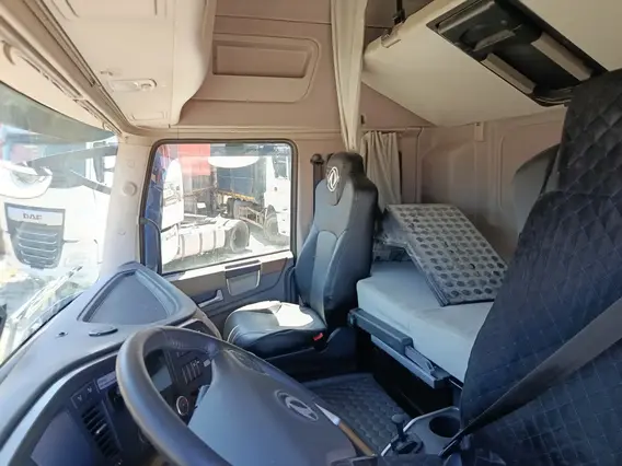 Седельный тягач Dongfeng DFH4180 2023 года б/у фото 11