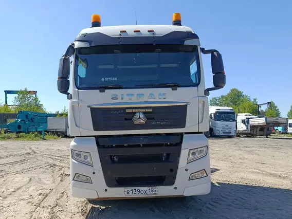 Седельный тягач SITRAK c7h 2023 года б/у фото 3