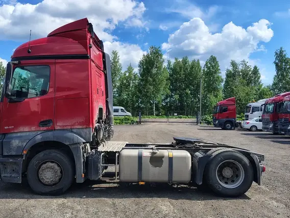 Седельный тягач Mercedes-Benz Actros 2021 года б/у фото 5