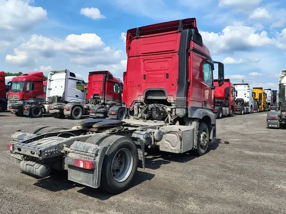 Седельный тягач Mercedes-Benz Actros 2021 года б/у фото 8