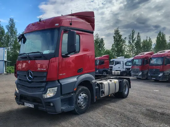 Седельный тягач Mercedes-Benz Actros 2022 года б/у фото 2
