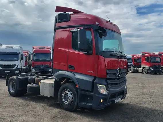Седельный тягач Mercedes-Benz Actros 2022 года б/у фото 4