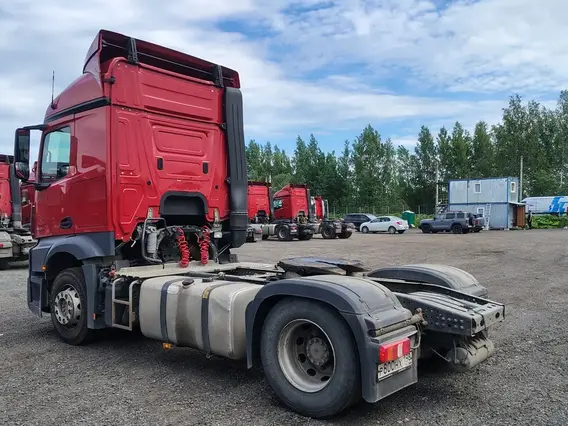 Седельный тягач Mercedes-Benz Actros 2021 года б/у фото 6
