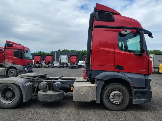 Седельный тягач Mercedes-Benz Actros 2021 года б/у фото 9