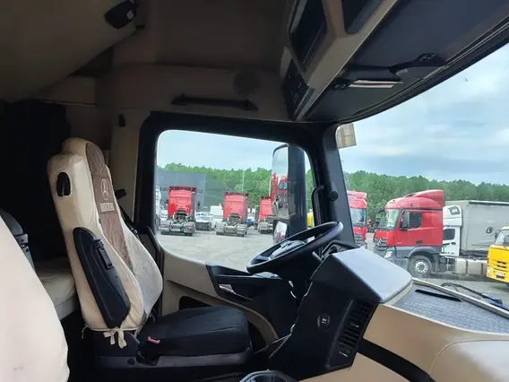 Седельный тягач Mercedes-Benz Actros 2021 года б/у фото 12