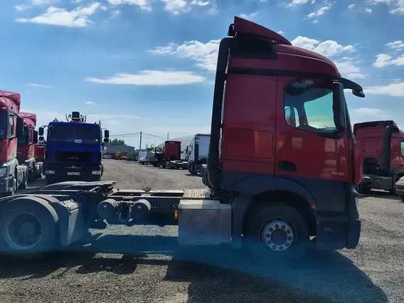 Седельный тягач Mercedes-Benz Actros 2022 года б/у фото 9