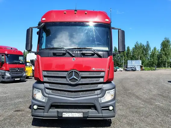 Седельный тягач Mercedes-Benz Actros 2021 года б/у фото 3