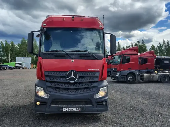 Седельный тягач Mercedes-Benz Actros 2021 года б/у фото 3