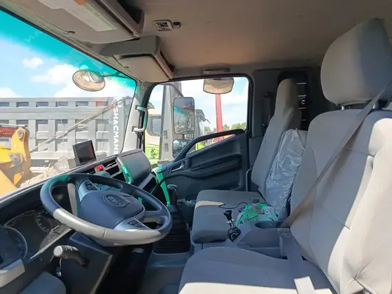 Тентованный грузовик JAC N120L 2024 года б/у фото 11