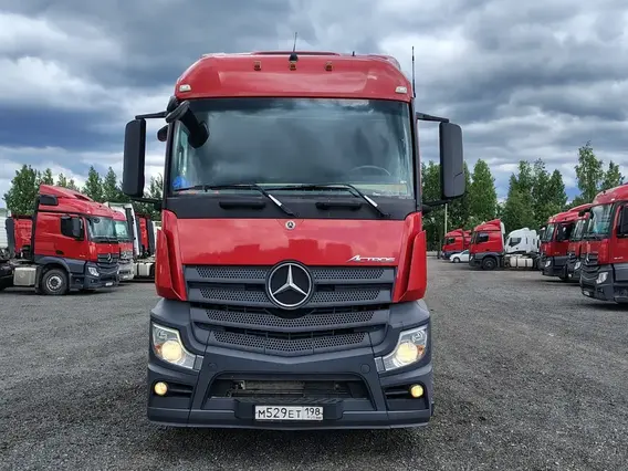 Седельный тягач Mercedes-Benz Actros 2021 года б/у фото 3