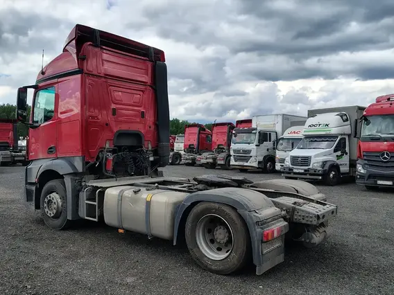 Седельный тягач Mercedes-Benz Actros 2021 года б/у фото 6