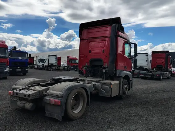 Седельный тягач Mercedes-Benz Actros 2021 года б/у фото 8