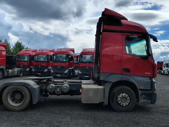 Седельный тягач Mercedes-Benz Actros 2021 года б/у фото 9