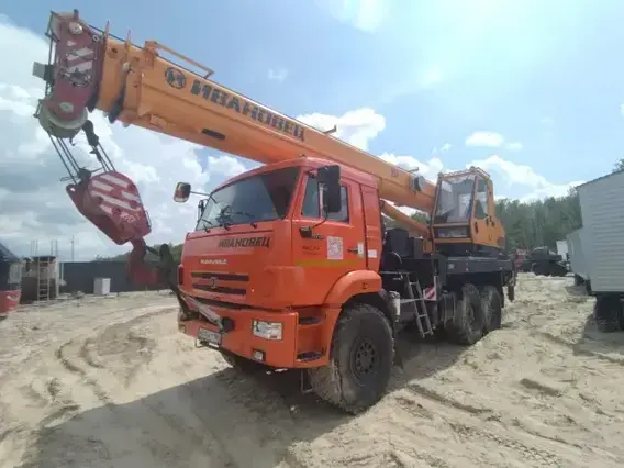 Автокран Камаз 43118 Ивановец КС-2573 2024 года б/у