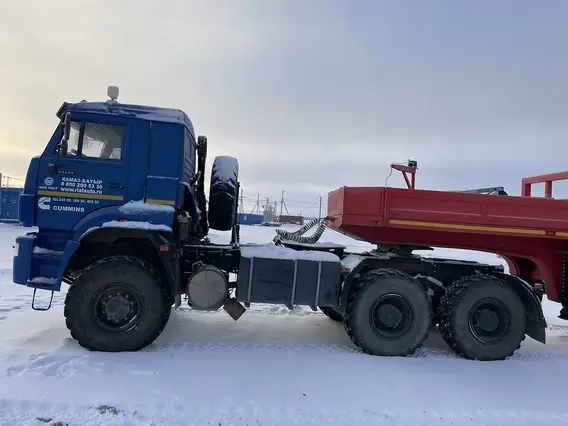 Седельный тягач Камаз 65225 2022 года б/у фото 4