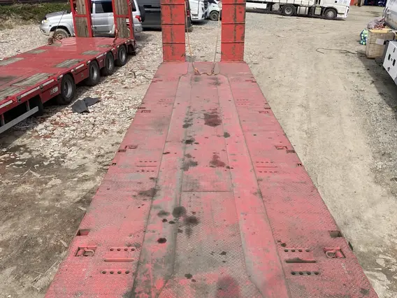 Полуприцеп-тяжеловоз НОВОСИБАРЗ 98132B 2023 года б/у фото 3
