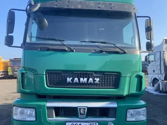 Седельный тягач Камаз 5490 2017 года б/у фото 3