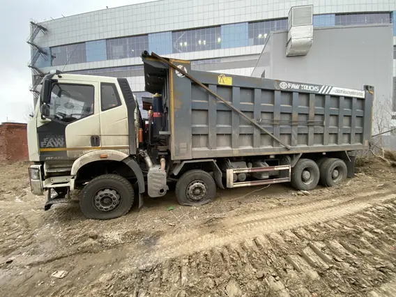 Самосвал FAW J6 2023 года б/у фото 5