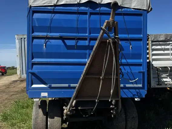Полуприцеп самосвальный ЮГ АВТО 807900 2023 года б/у фото 4