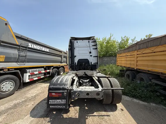 Седельный тягач Shacman SX4188YY381 2023 года б/у фото 7
