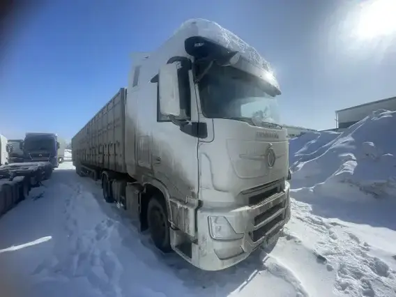 Седельный тягач Dongfeng DFH4180 2023 года б/у