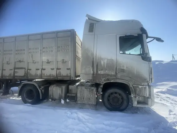 Седельный тягач Dongfeng DFH4180 2023 года б/у фото 5