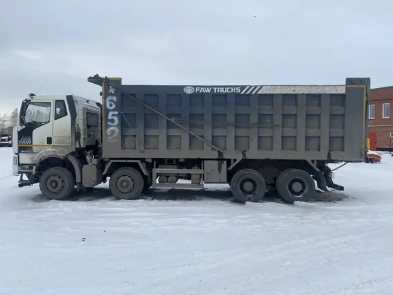 Самосвал FAW J6 2021 года б/у фото 4
